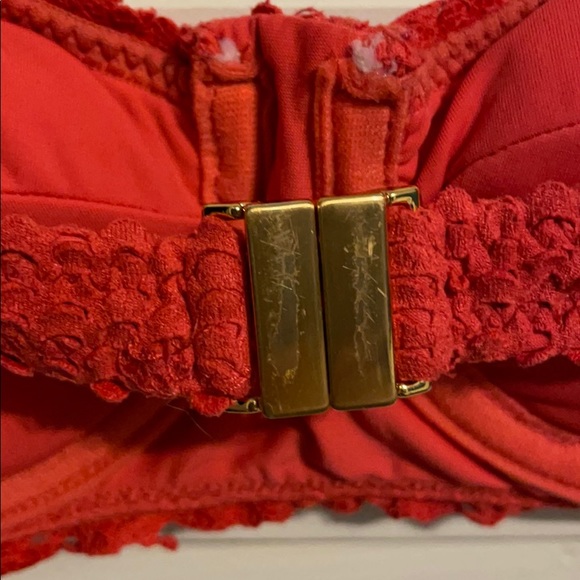 Small Top Medium Bottom Coral Bikini - Picture 4 of 4